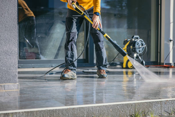 Best Parking Lot and Garage Cleaning  in Glenwood, MN